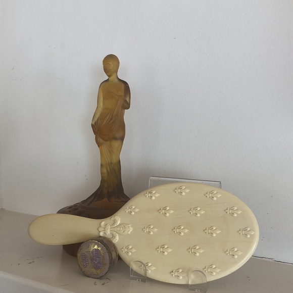 Antique Handmirror Fleur de Lis - Picture 3 of 12